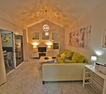 Ferienhaus Rio - Garten - 2 Schlafzimmer Prázdninový dům